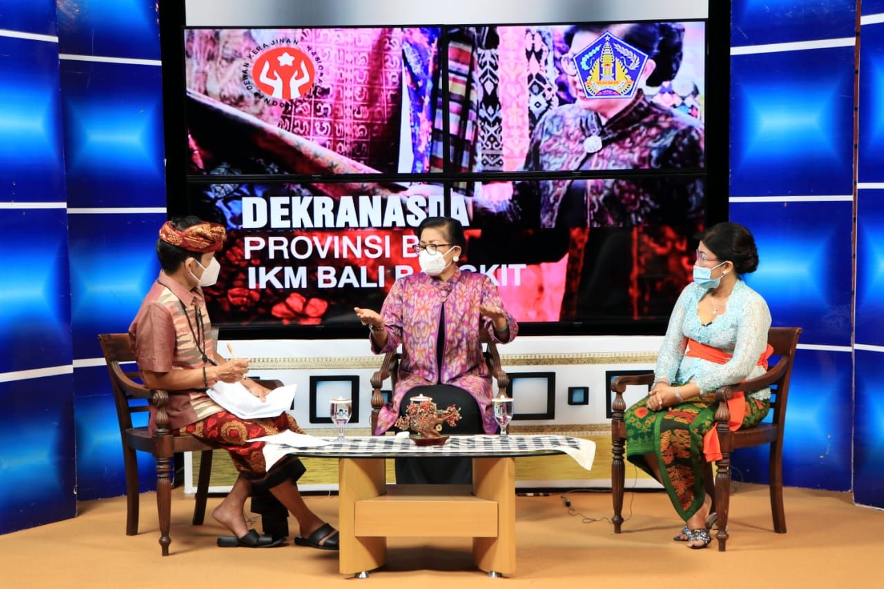 podiumnews.com-Ny Putri Koster: Transformasi Digital Kiat Bertahan IKM di Era Pandemi